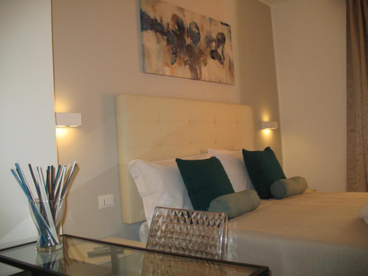 Bed&Bed Tommaso Fazzello Only Rooms Taormina Luaran gambar