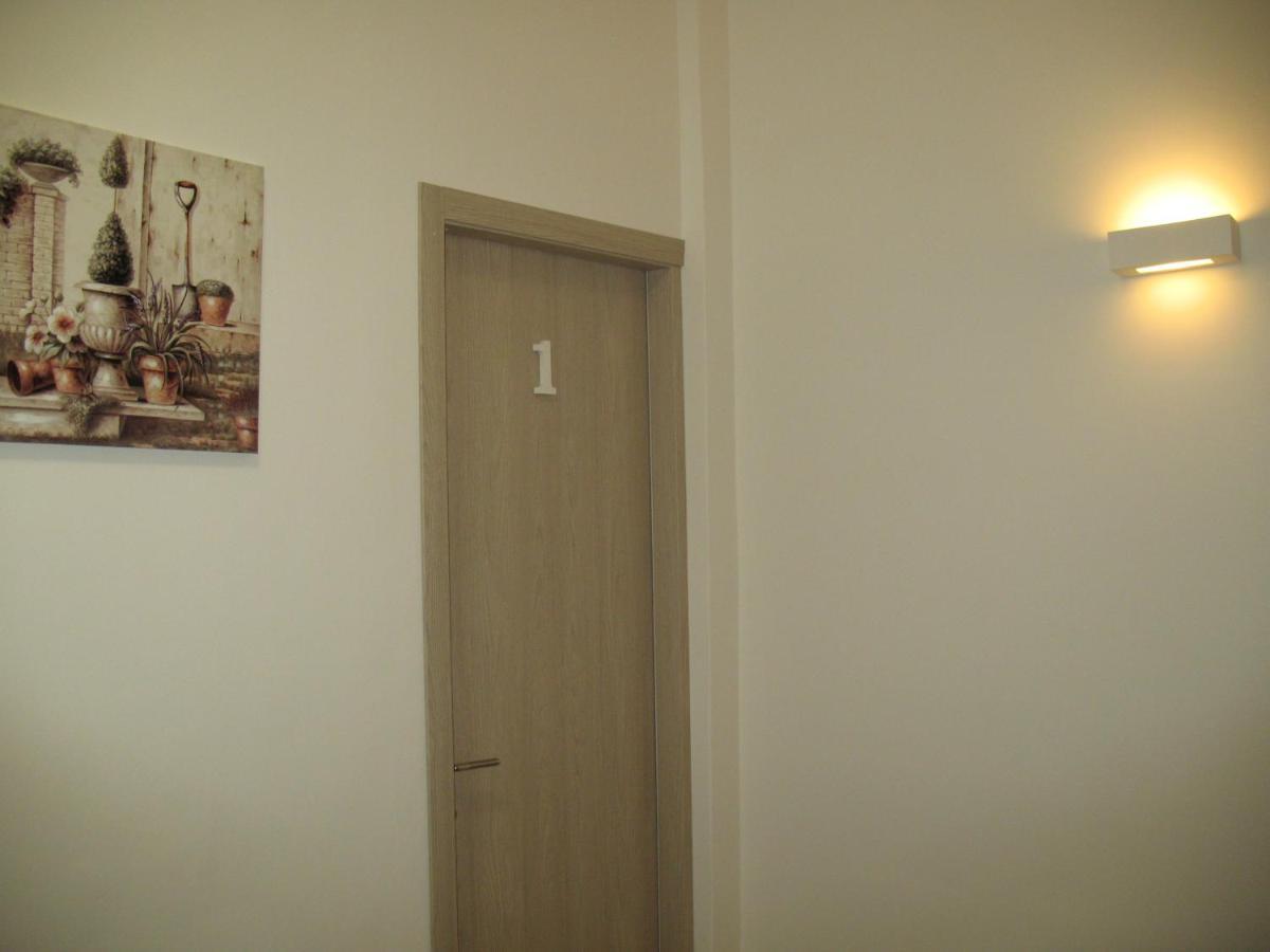 Bed&Bed Tommaso Fazzello Only Rooms Taormina Luaran gambar