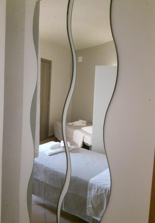 Bed&Bed Tommaso Fazzello Only Rooms Taormina Bilik gambar